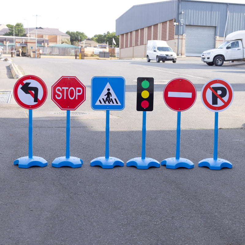 Road Traffic Signs and Robot Set – 6 Piece (7275709563035)